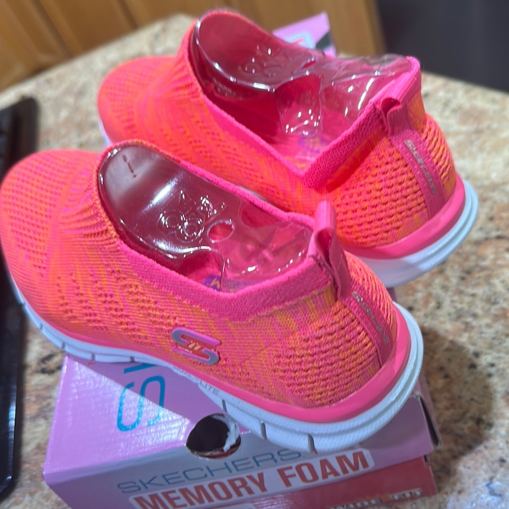 Women’s Skechers Flex Memory Foam Shoes